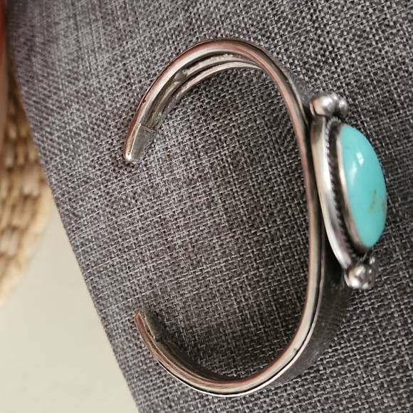 Stunning Vintage Native American Navajo Turquoise and Sterling Bracelet π - Picture 5 of 15